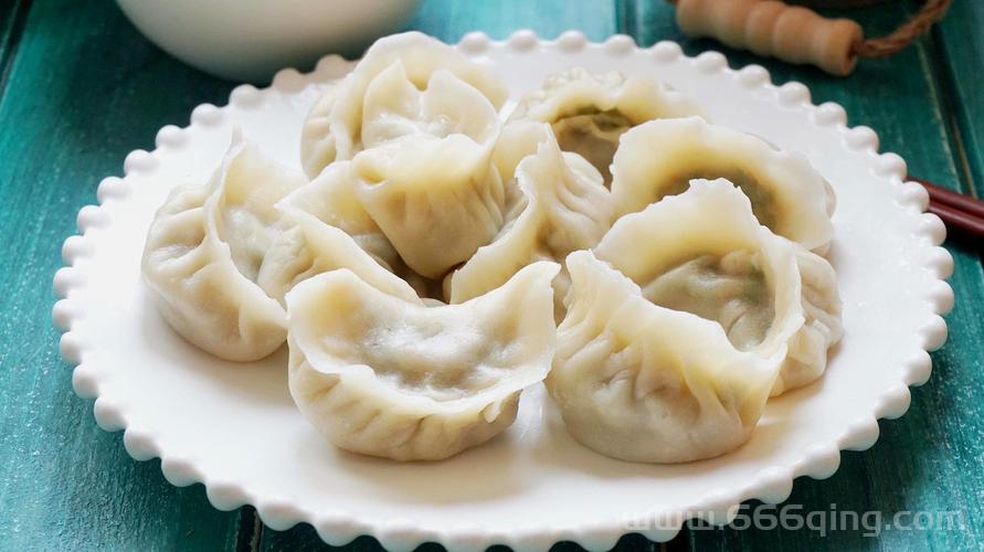 立冬吃什么传统食物？饺子、羊肉汤等风俗详解