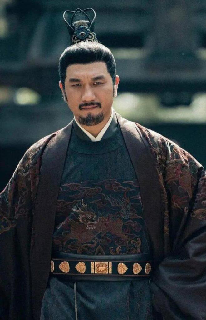 2025年十位霸屏男演员演技分析_霸屏演员演技排名_中国影视男演员图片带名字