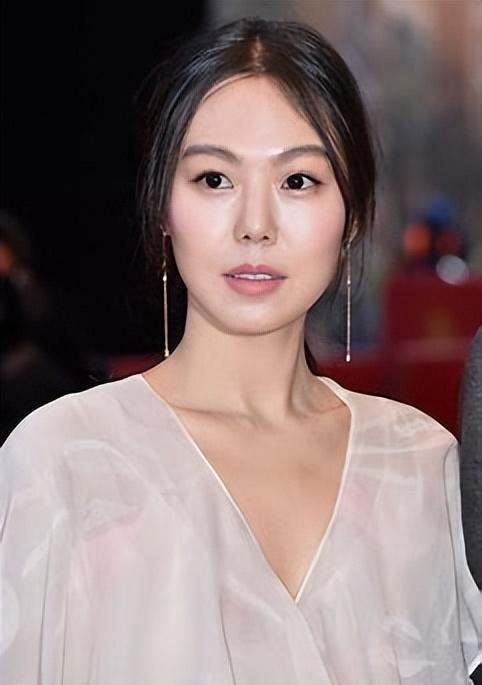韩国跳舞明星名字_韩国女明星演技排名_韩国女歌手排名