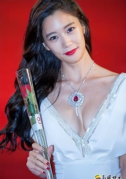 韩国女明星演技排名_韩国女歌手排名_韩国跳舞明星名字