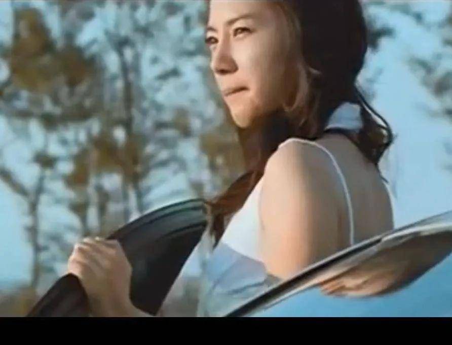 周杰伦mv男主角有哪些_周杰伦MV女主角变化趋势_周杰伦红颜如霜MV分析