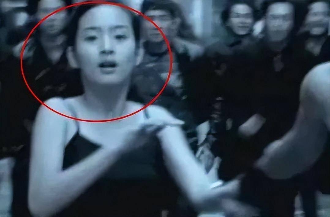 周杰伦MV女主角变化趋势_周杰伦红颜如霜MV分析_周杰伦mv男主角有哪些